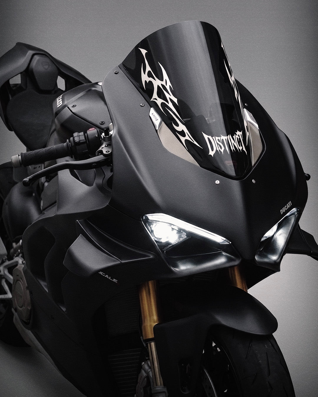 Neo Tribal Motorcycle Windshield Decal Kit SLASH (Front + Back)