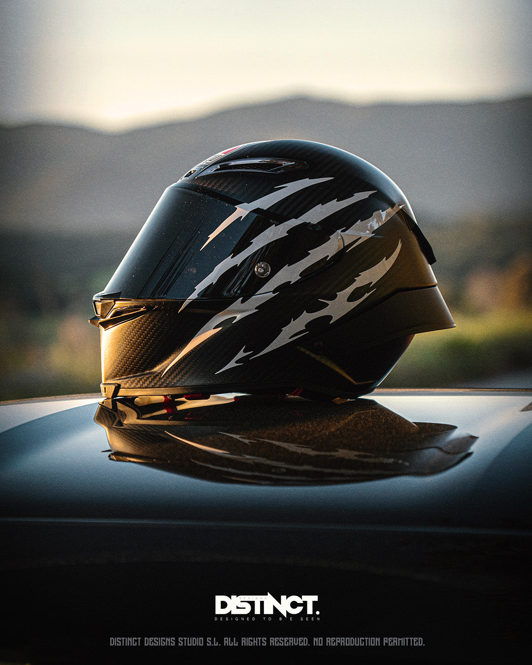 Claws Helmet Decal Kit – PREDATOR (Large + Mini + Stickers)