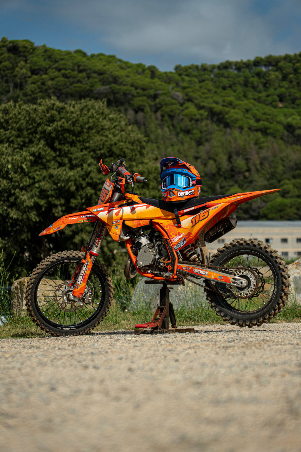 Full custom design - Graphics kit